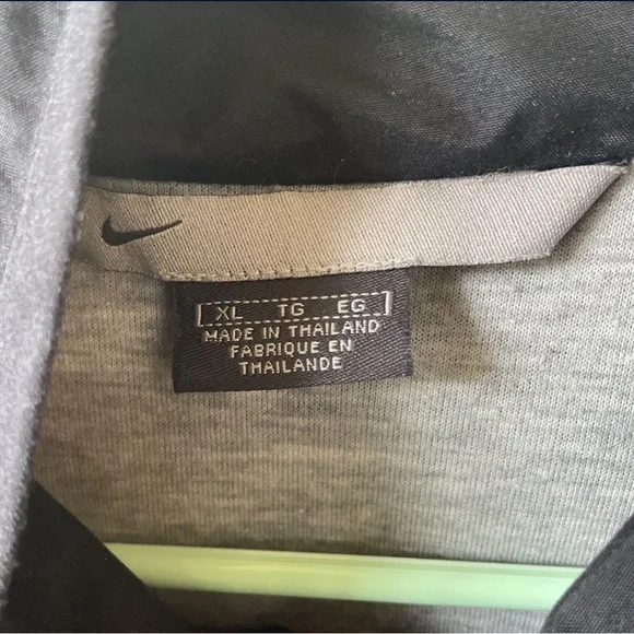 vintage XL nike insulated windbreaker - Picture 2 of 2
